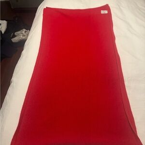 Beautiful Aritzia Millenia Cashmere Red Scarf-
